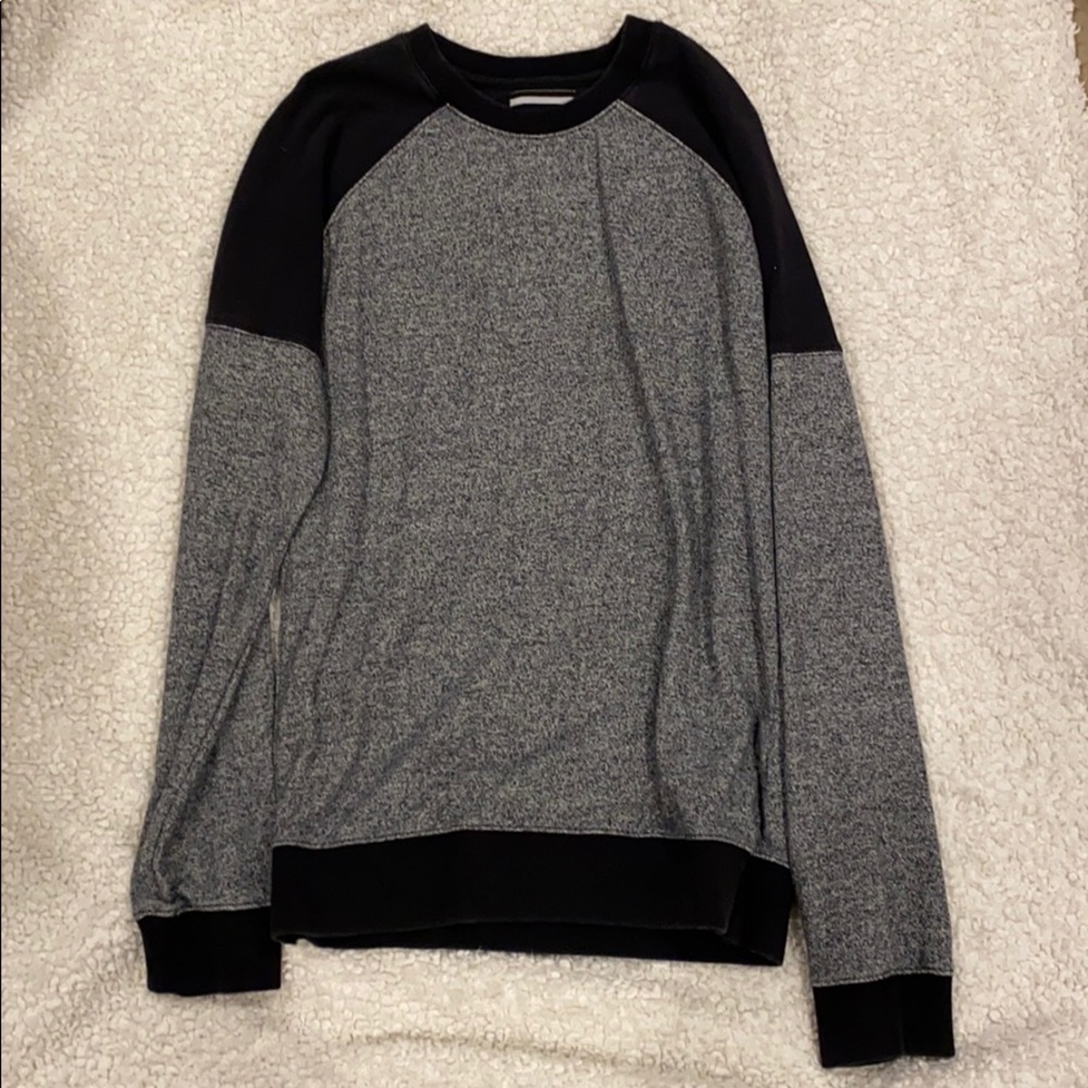 Men’s Rvca sweater